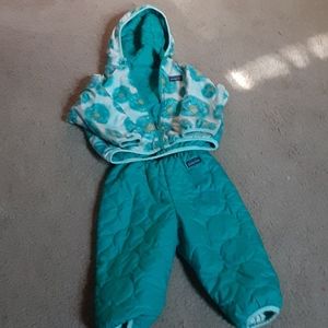 Patagonia teal reversible jacket and pants